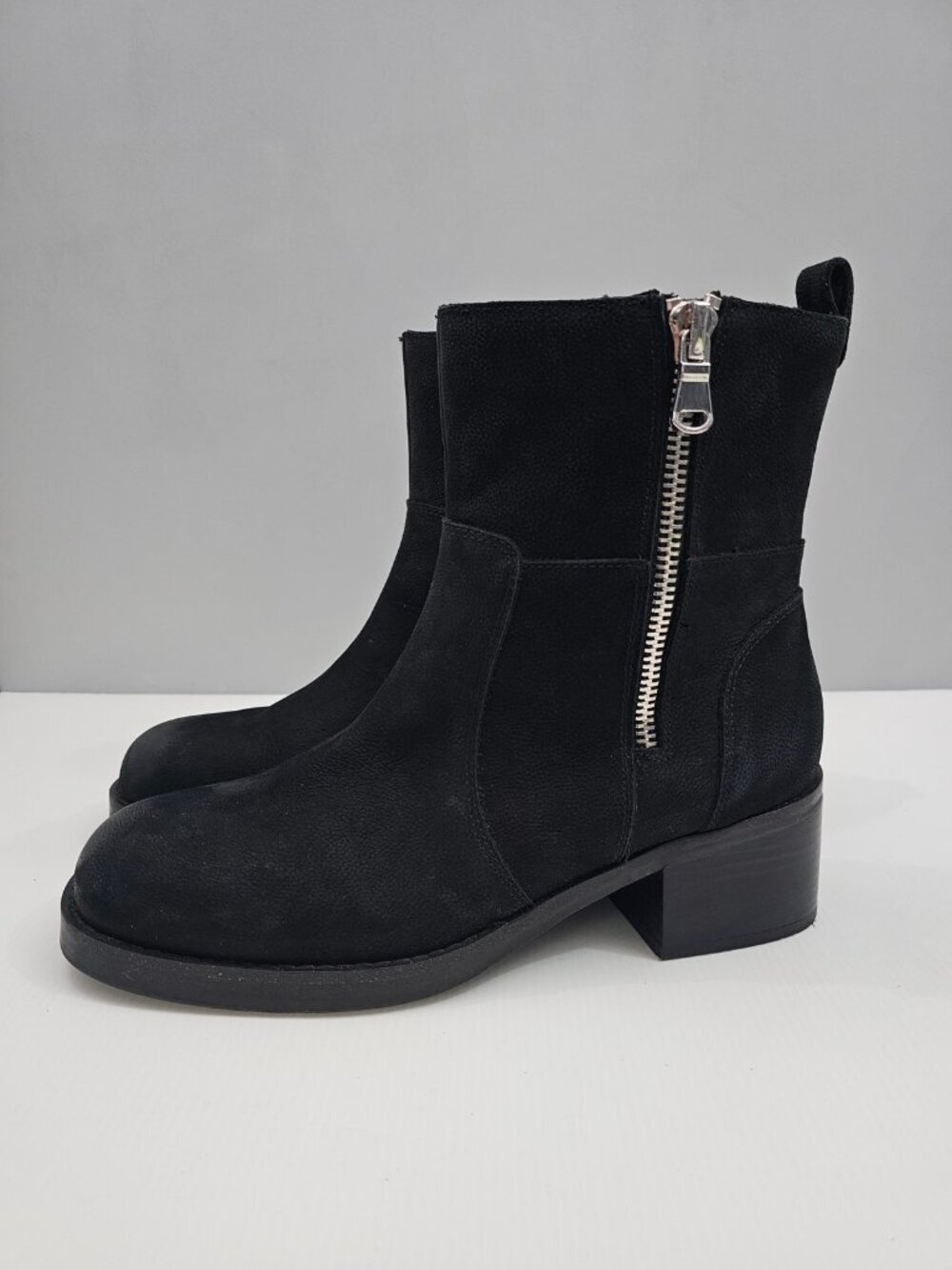Blondo Carmine Waterproof Ankle Boot Womens 11 Black Leather Chunky Block Heel